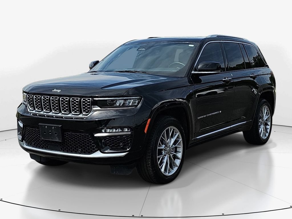 Used 2022 Jeep Grand Cherokee Summit w/ Luxury Tech Group V AWD/4WD image 11