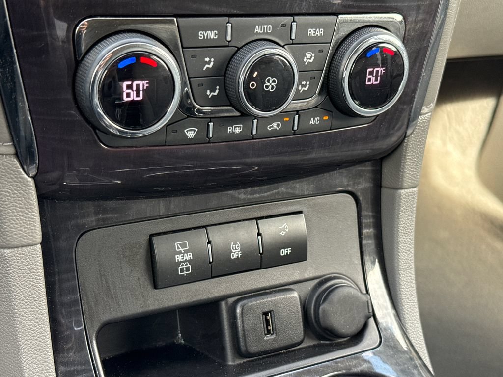 Used 2017 Buick Enclave Convenience FWD image 22