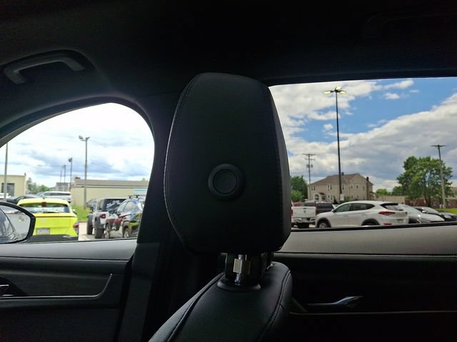Used 2022 Jaguar F-PACE S AWD/4WD image 17