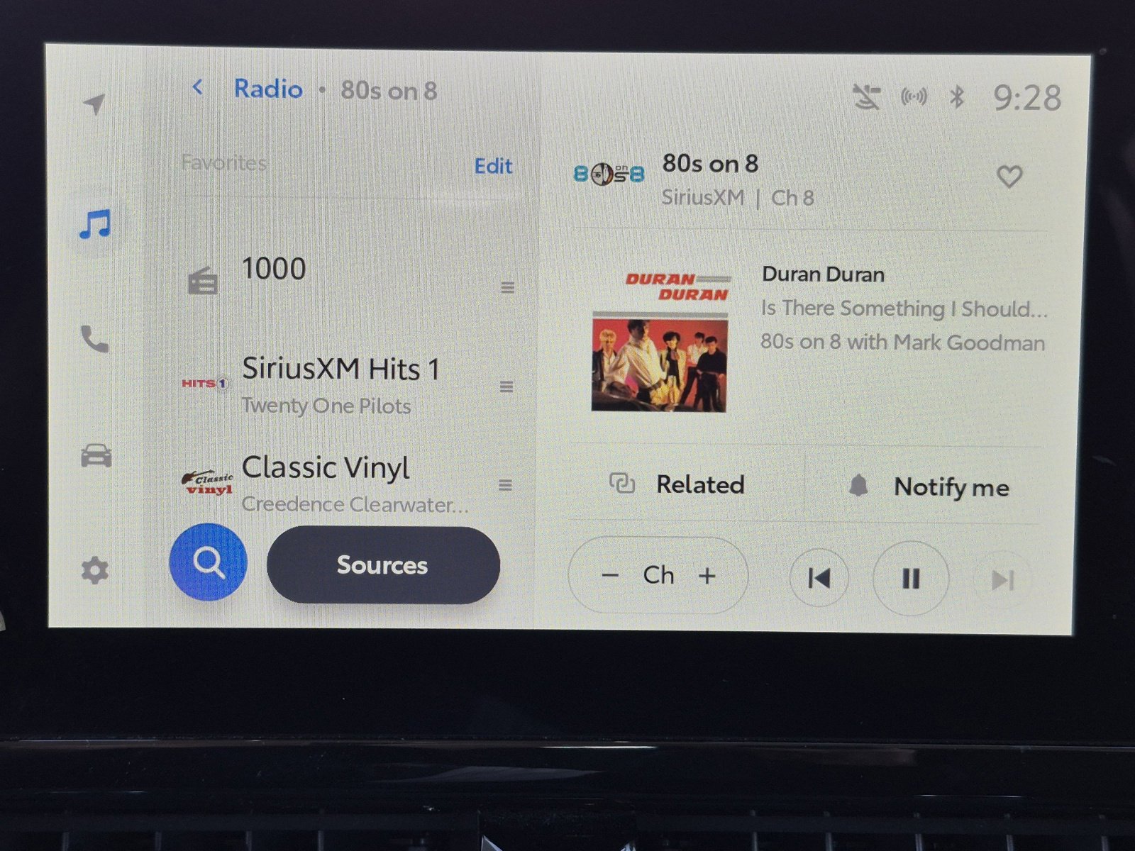 Certified 2024 Toyota Corolla LE image 29