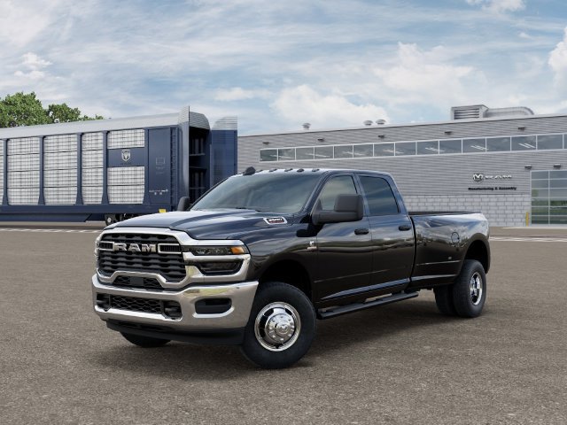 New 2027 RAM 3500 Tradesman AWD/4WD image 2