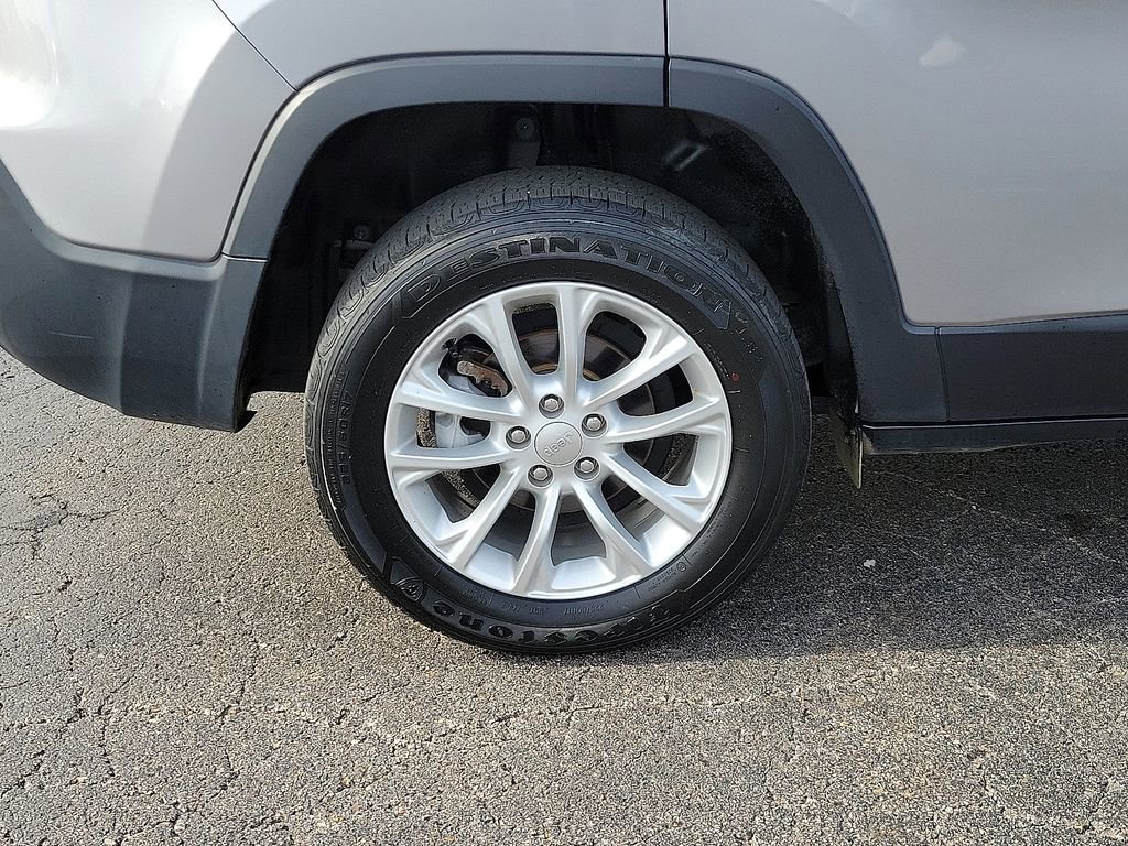 Used 2020 Jeep Cherokee Latitude image 7