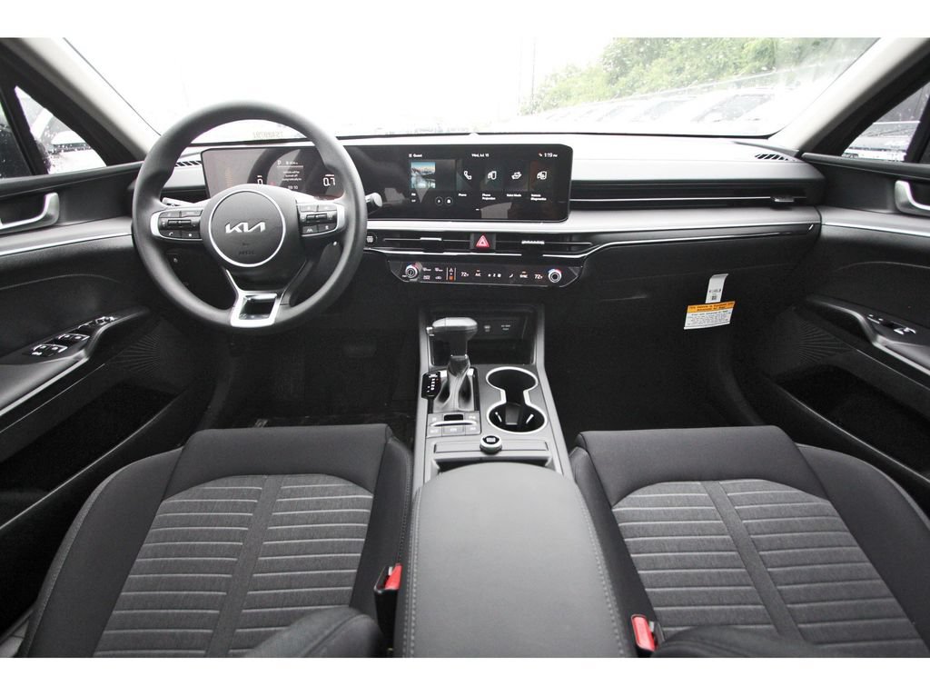 New 2026 Kia K5 LXS FWD image 10