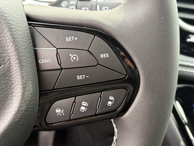 New 2026 Chrysler Pacifica Limited w/ S Appearance Package FWD image 18