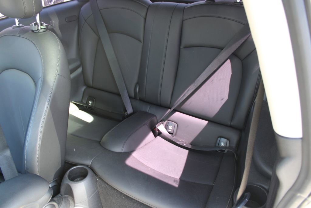 Used 2020 MINI Cooper 2-Door Hardtop FWD image 14