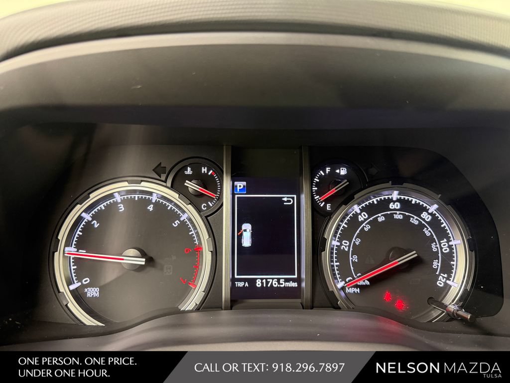 Used 2021 Toyota 4Runner Venture w/ Moonroof Package AWD/4WD image 25