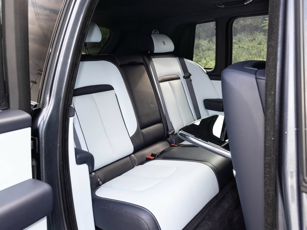 Certified 2022 Rolls-Royce Cullinan w/ Cullinan Package AWD/4WD image 78