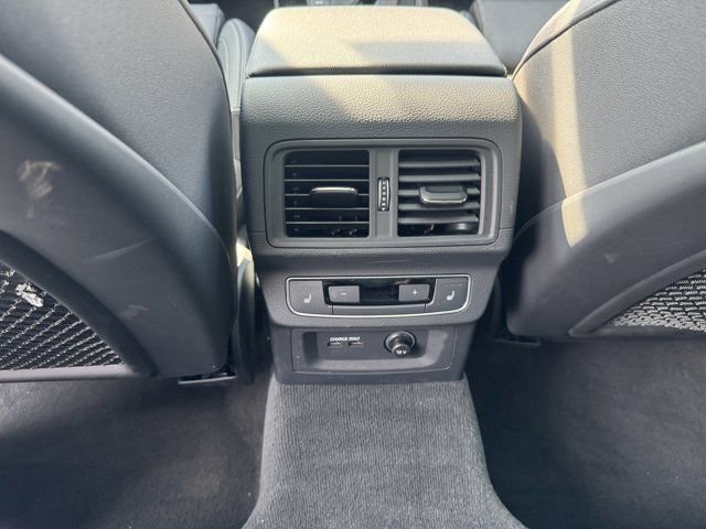 Certified 2024 Audi Q5 2.0T Prestige AWD/4WD image 16