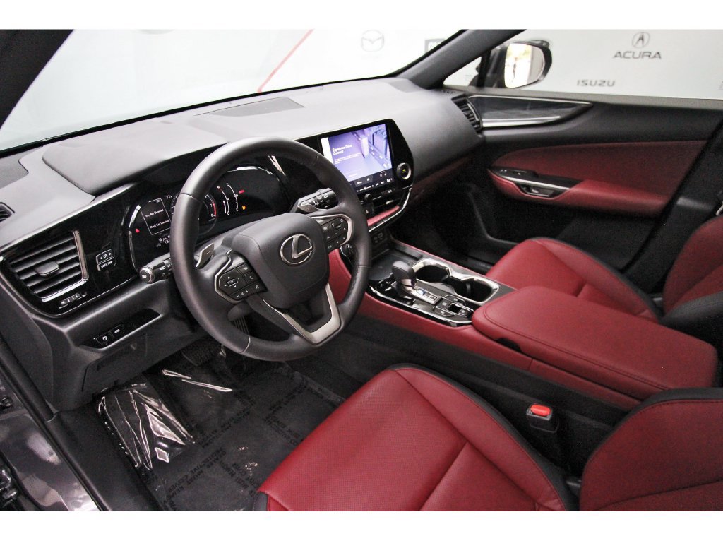 Used 2025 Lexus NX 250 FWD w/ Towing Package (2000 Lbs) image 14