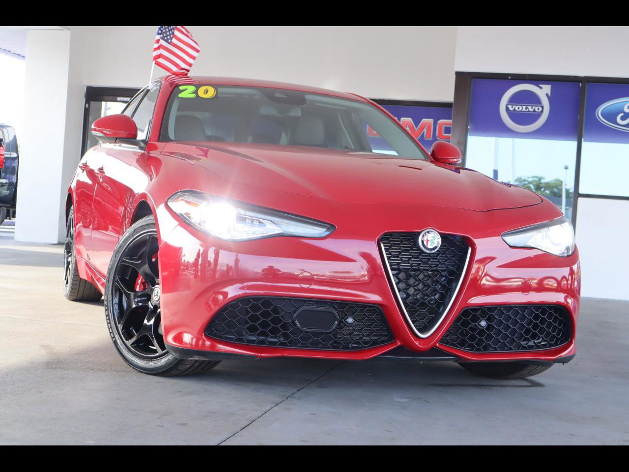 Used 2020 Alfa Romeo Giulia AWD w/ Quick Order Package 22J Sport image 1