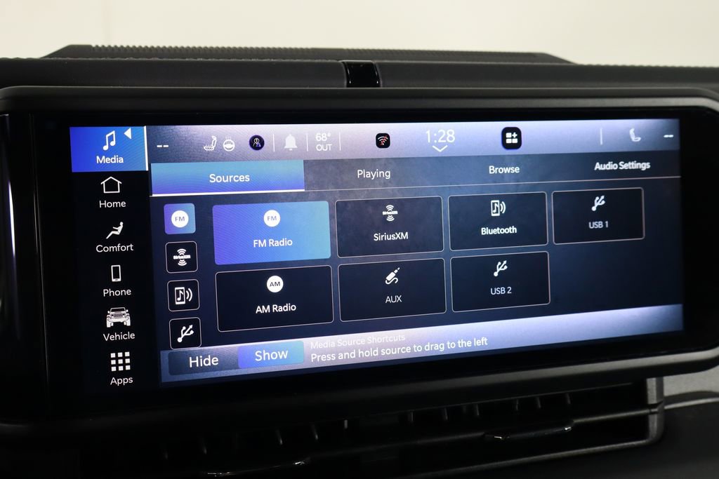 Used 2025 Jeep Wrangler Unlimited Sahara w/ Safety Group image 29