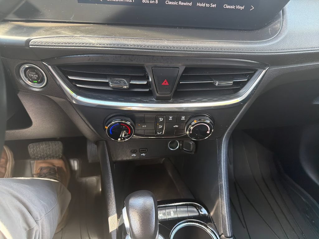 Used 2024 Buick Encore GX Preferred FWD image 21