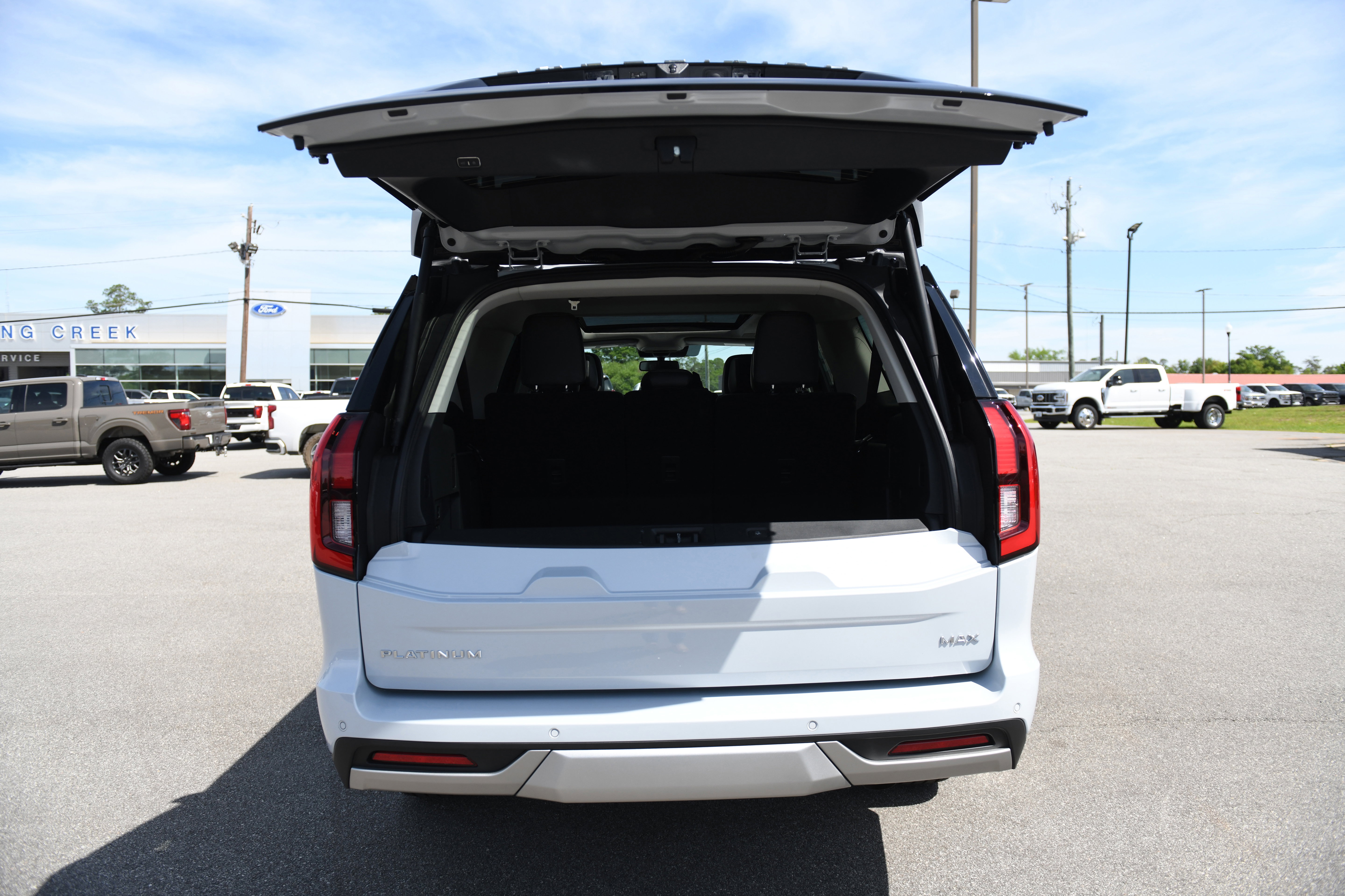 New 2026 Ford Expedition Max Platinum image 11