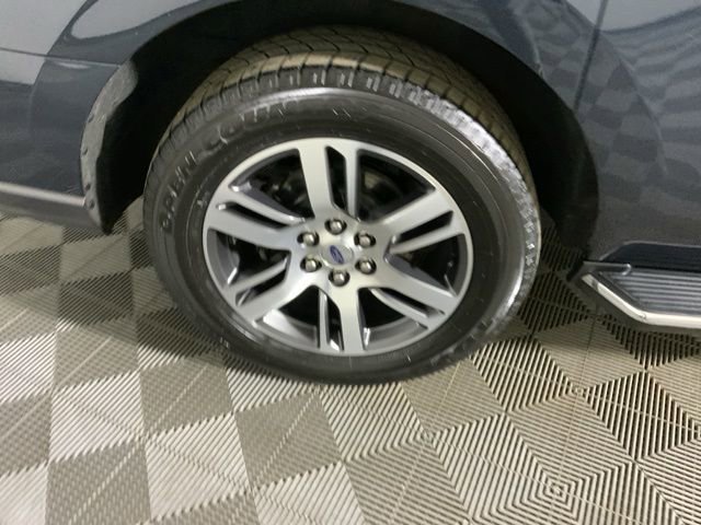 Used 2023 Ford Expedition Max XLT image 40