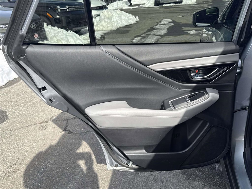 Used 2021 Subaru Outback Limited XT image 9