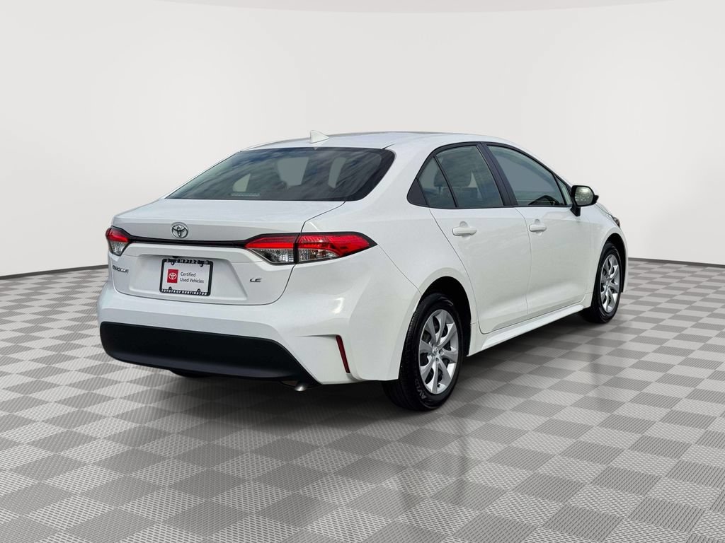 Used 2026 Toyota Corolla LE FWD image 7