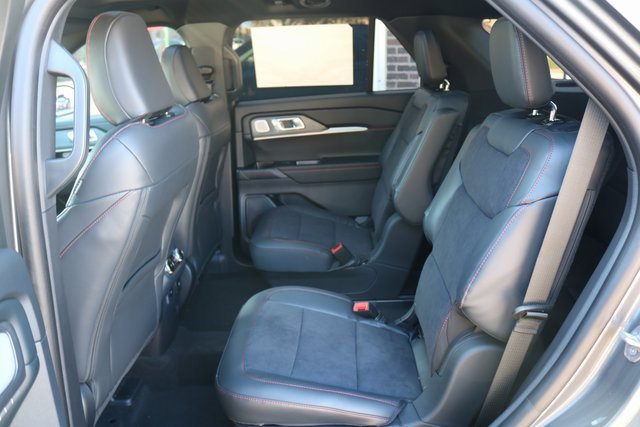 New 2025 Ford Explorer ST image 15