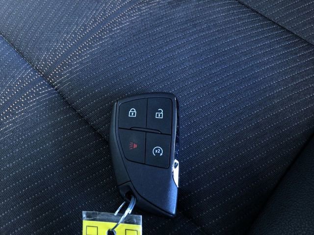 Used 2024 GMC Canyon AT4 w/ Technology Package image 26