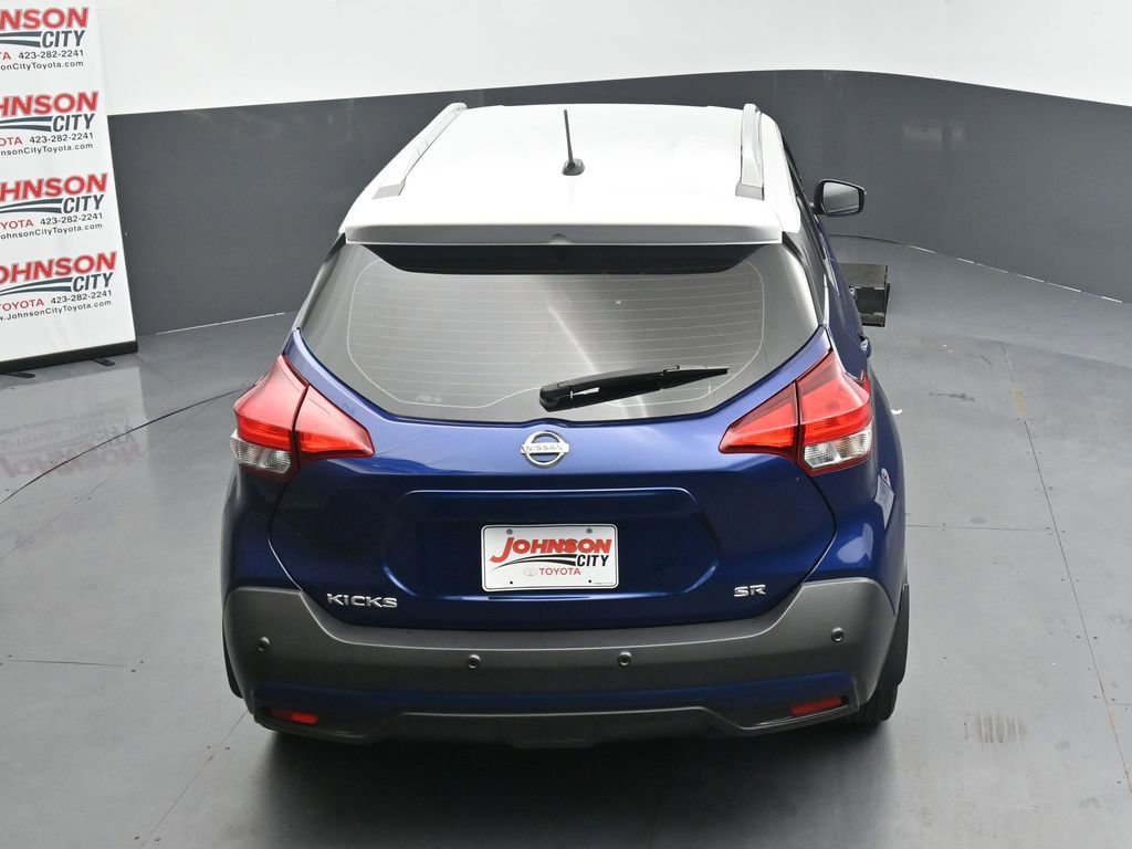 Used 2020 Nissan Kicks SR w/ SR Premium Package FWD image 30