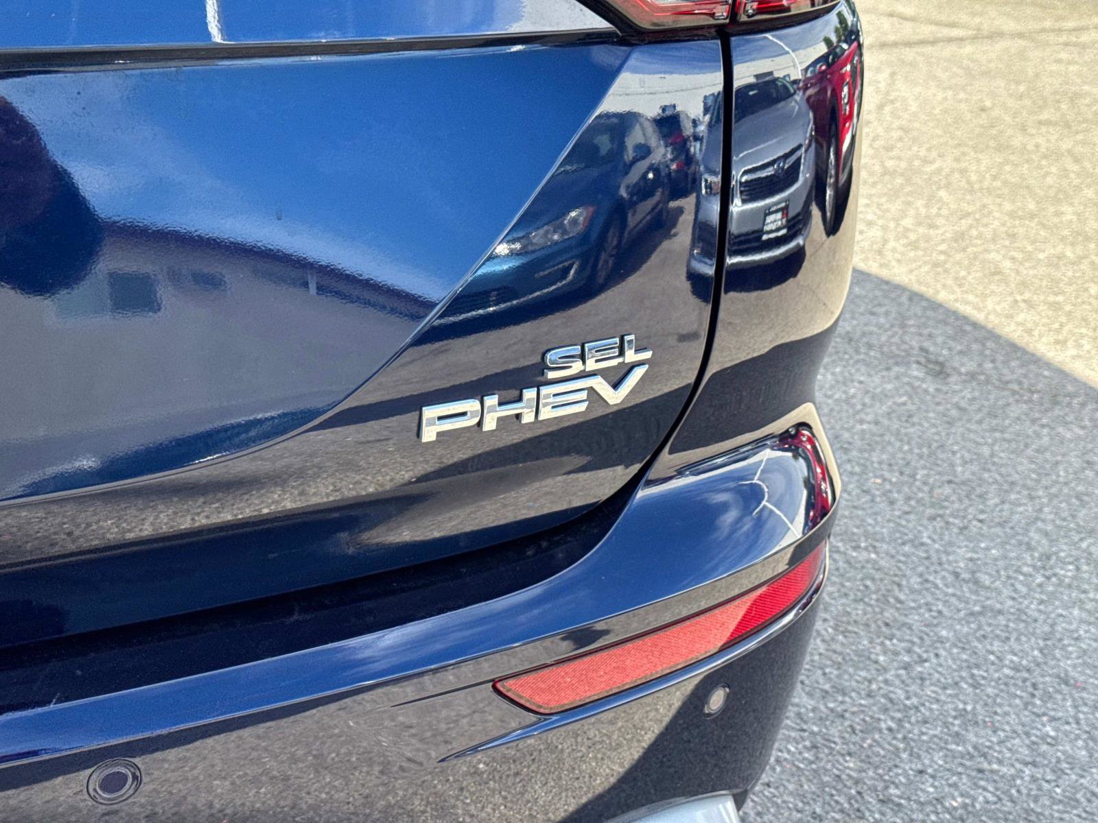 Used 2023 Mitsubishi Outlander SEL image 6