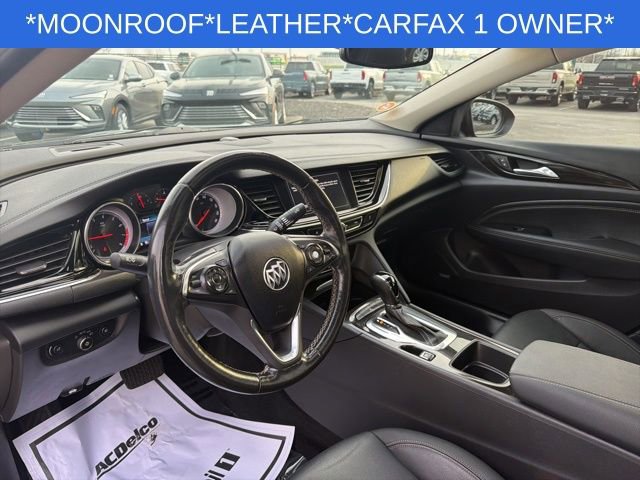 Used 2018 Buick Regal Essence w/ Driver Confidence Package #1 image 19