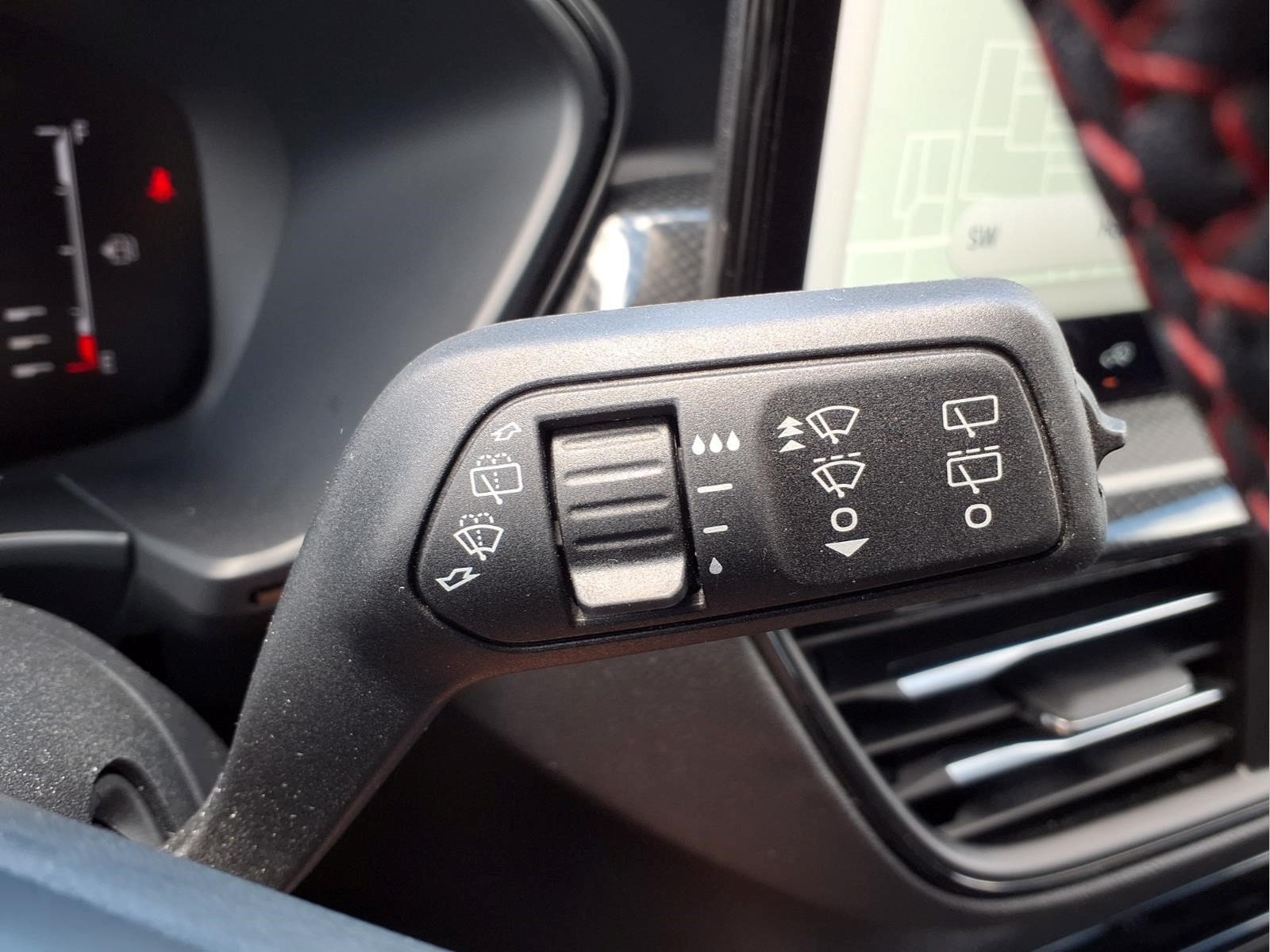Used 2023 Ford Escape ST-Line w/ Tech Pack #1 FWD image 16