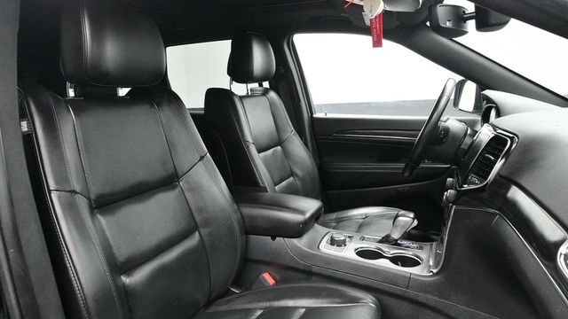 Used 2019 Jeep Grand Cherokee Limited AWD/4WD image 10