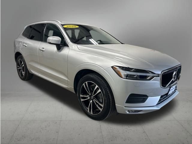 Used 2020 Volvo XC60 T6 Momentum image 3