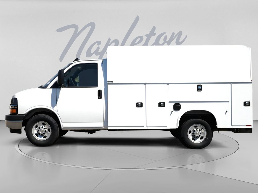New 2026 Chevrolet Express 3500 w/ Power Convenience Package RWD image 4