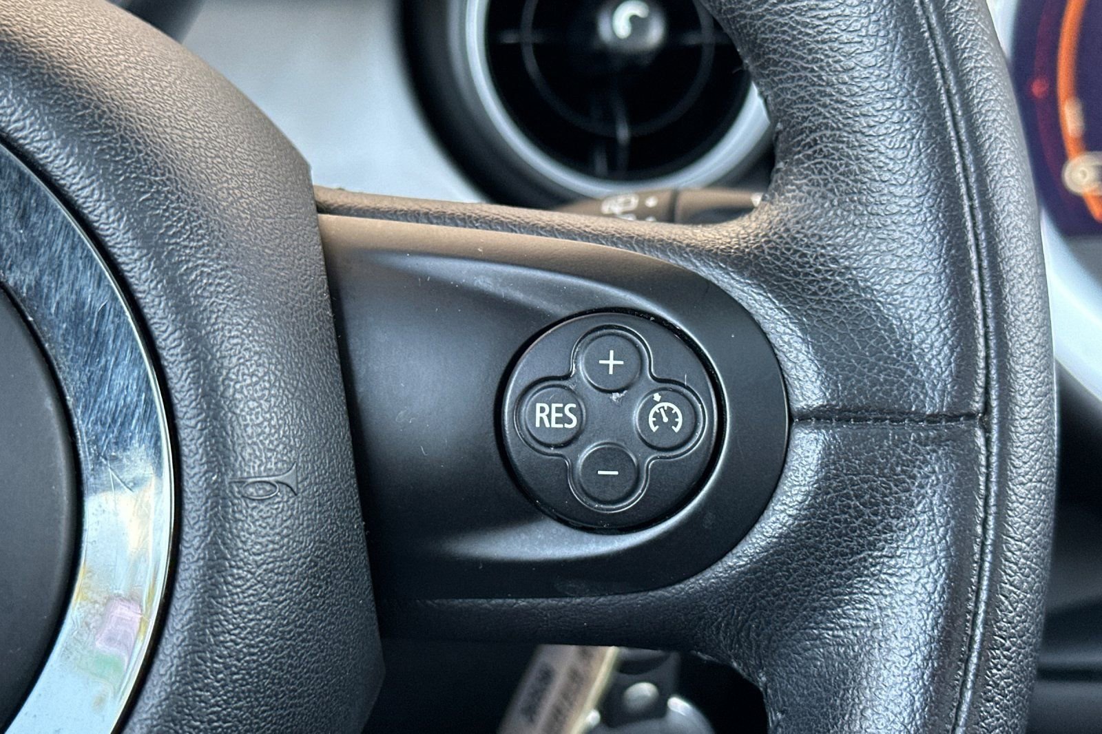Used 2013 MINI Cooper Hardtop FWD image 26