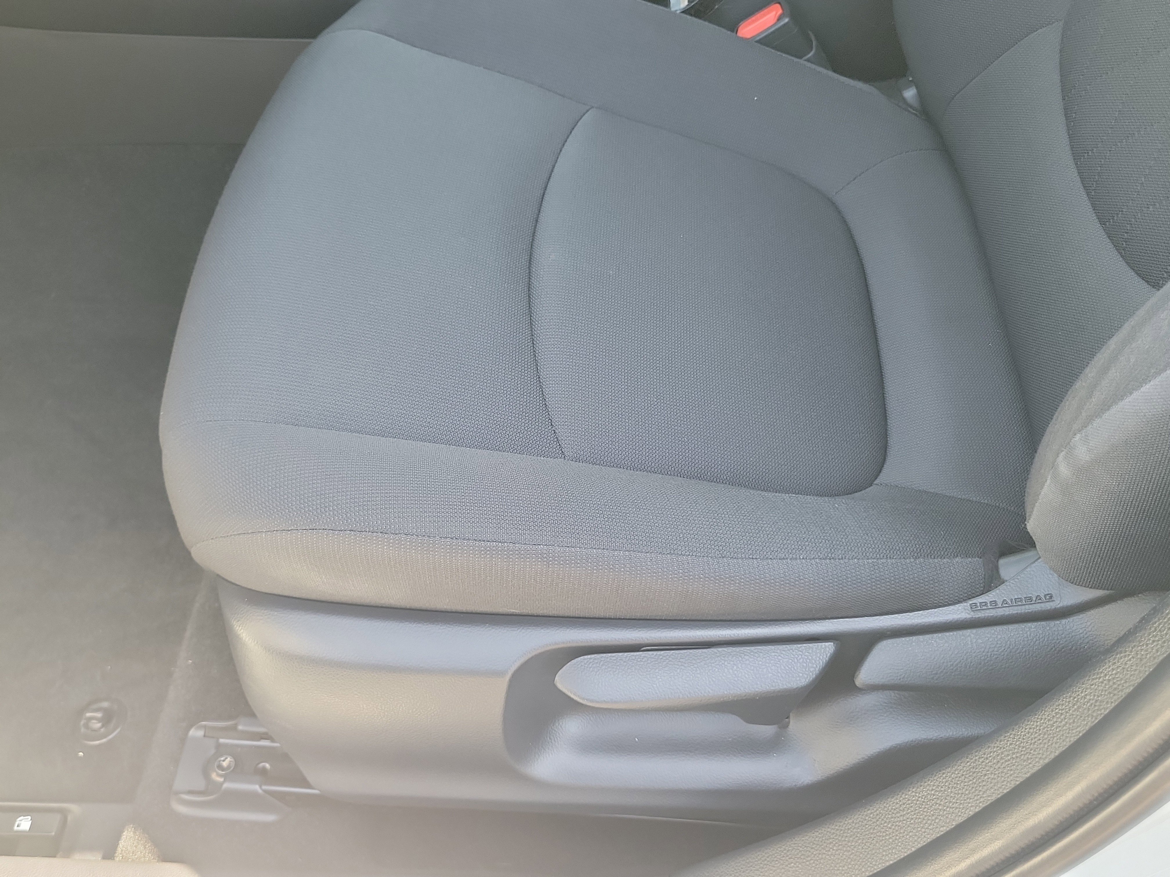 Used 2021 Toyota Corolla LE image 20