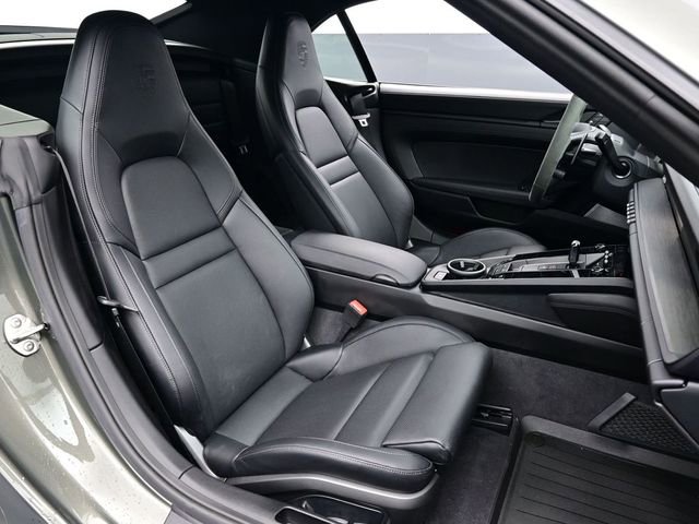 Certified 2024 Porsche 911 Carrera GTS image 13