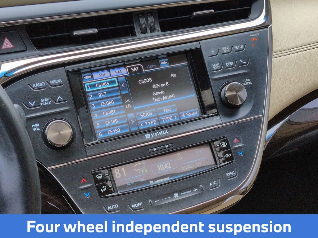 Used 2013 Toyota Avalon Limited image 24