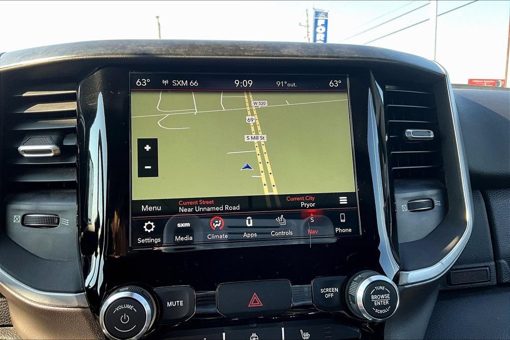 Used 2019 RAM 1500 Big Horn AWD/4WD image 24