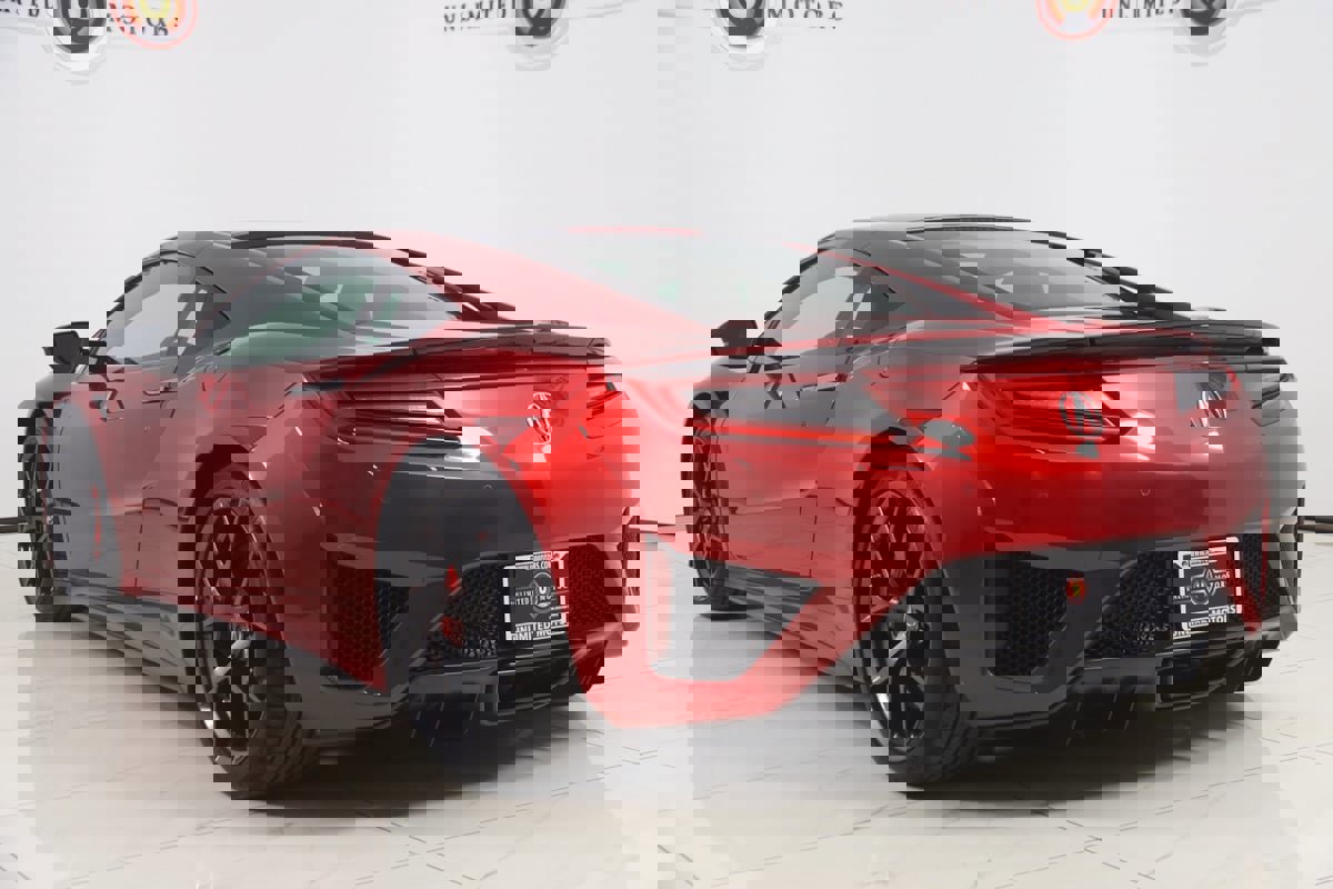 Used 2017 Acura NSX image 4