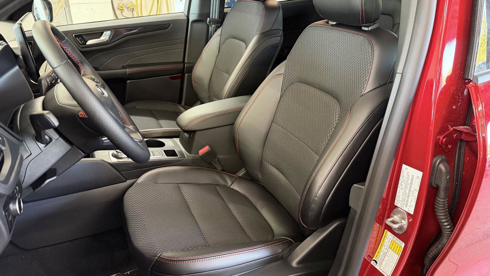 New 2026 Ford Escape ST-Line w/ Tech Pack #1 image 10