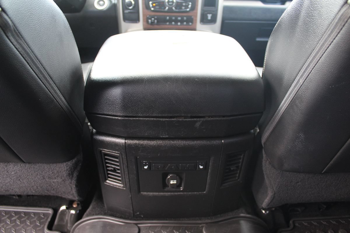 Used 2015 RAM 2500 Laramie AWD/4WD image 26