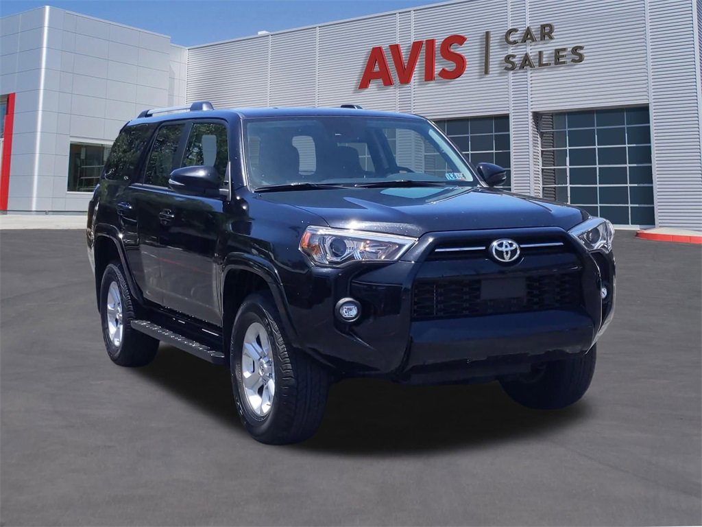 Used 2024 Toyota 4Runner SR5 Premium image 3