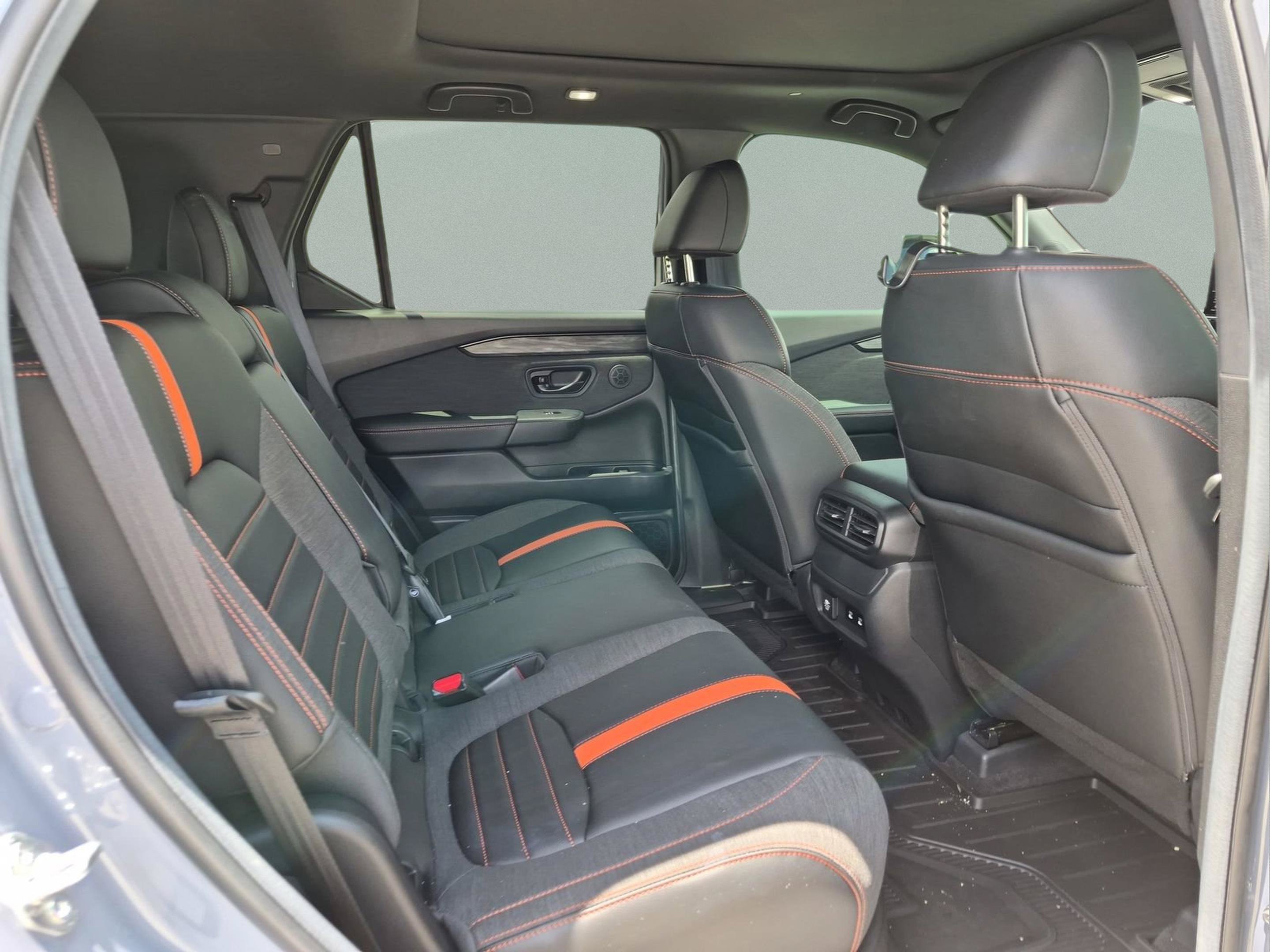 Certified 2026 Honda Passport TrailSport image 18