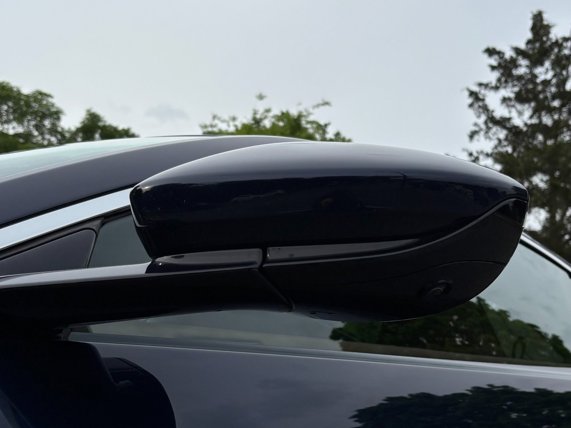 Used 2020 Aston Martin V8 Vantage Coupe RWD image 36