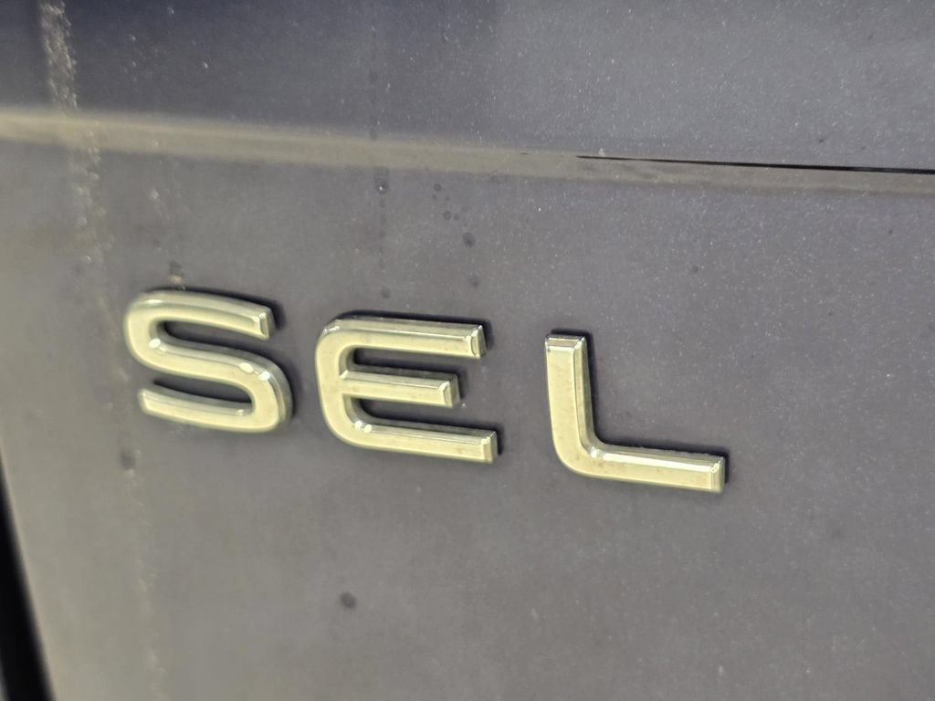 Used 2024 Volkswagen Tiguan SEL R-Line AWD/4WD image 9
