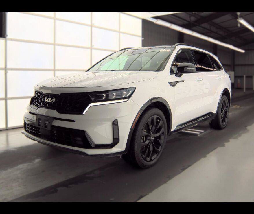Used 2023 Kia Sorento SX FWD image 2