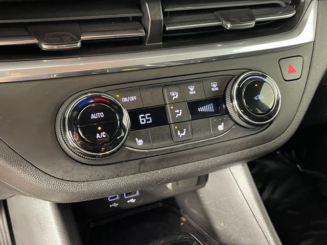 Used 2024 Buick Envista Preferred w/ Convenience I Package FWD image 9