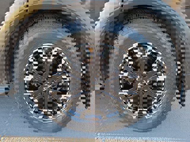 Used 2020 Nissan Pathfinder SL image 10