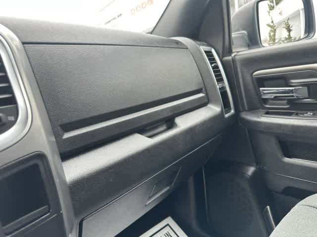Used 2024 RAM 1500 Classic Warlock AWD/4WD image 27