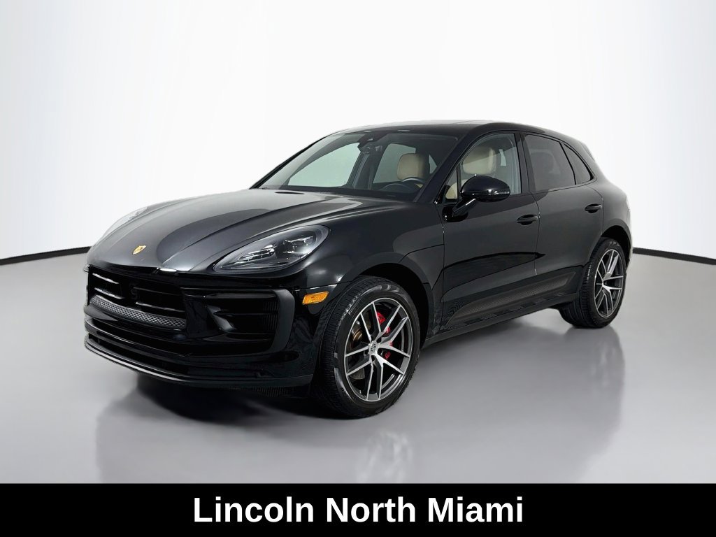 Used 2023 Porsche Macan S AWD/4WD image 1