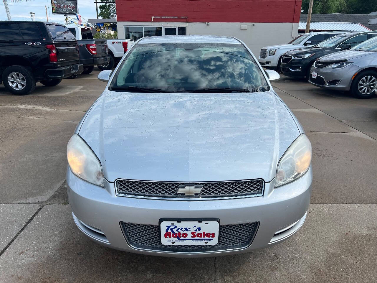 Used 2012 Chevrolet Impala LS FWD image 3