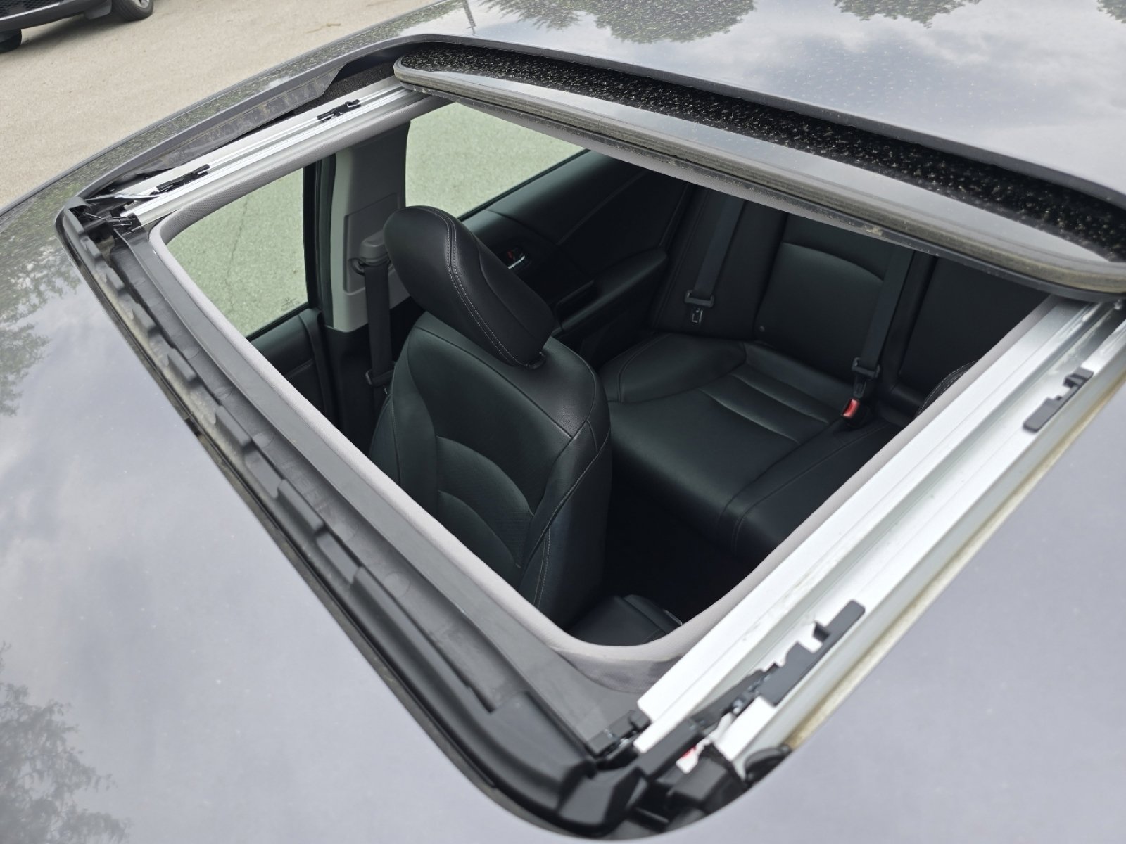 Certified 2017 Honda Accord EX-L image 4