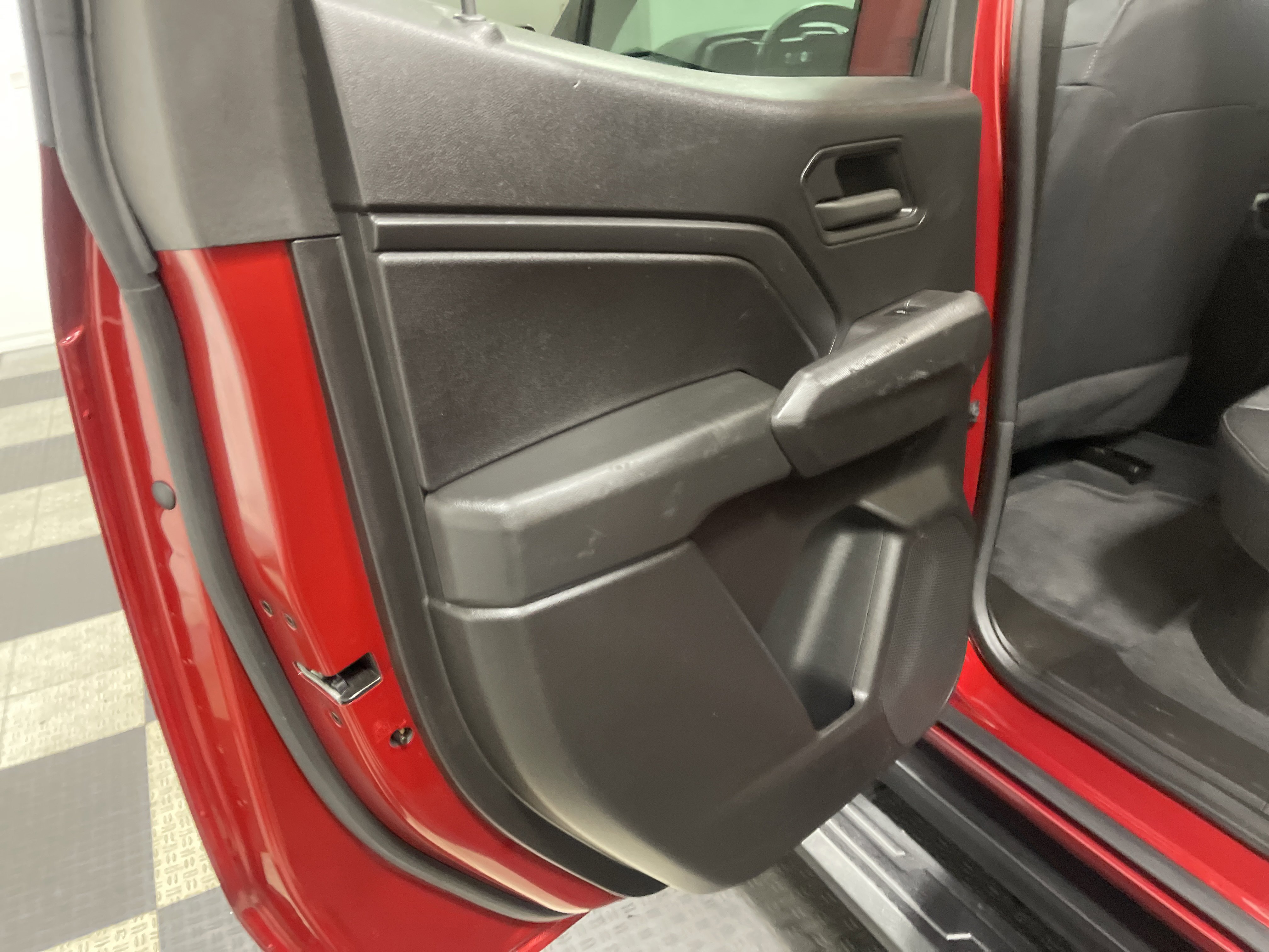 Used 2023 Chevrolet Colorado Trail Boss w/ Advanced Trailering Package image 15