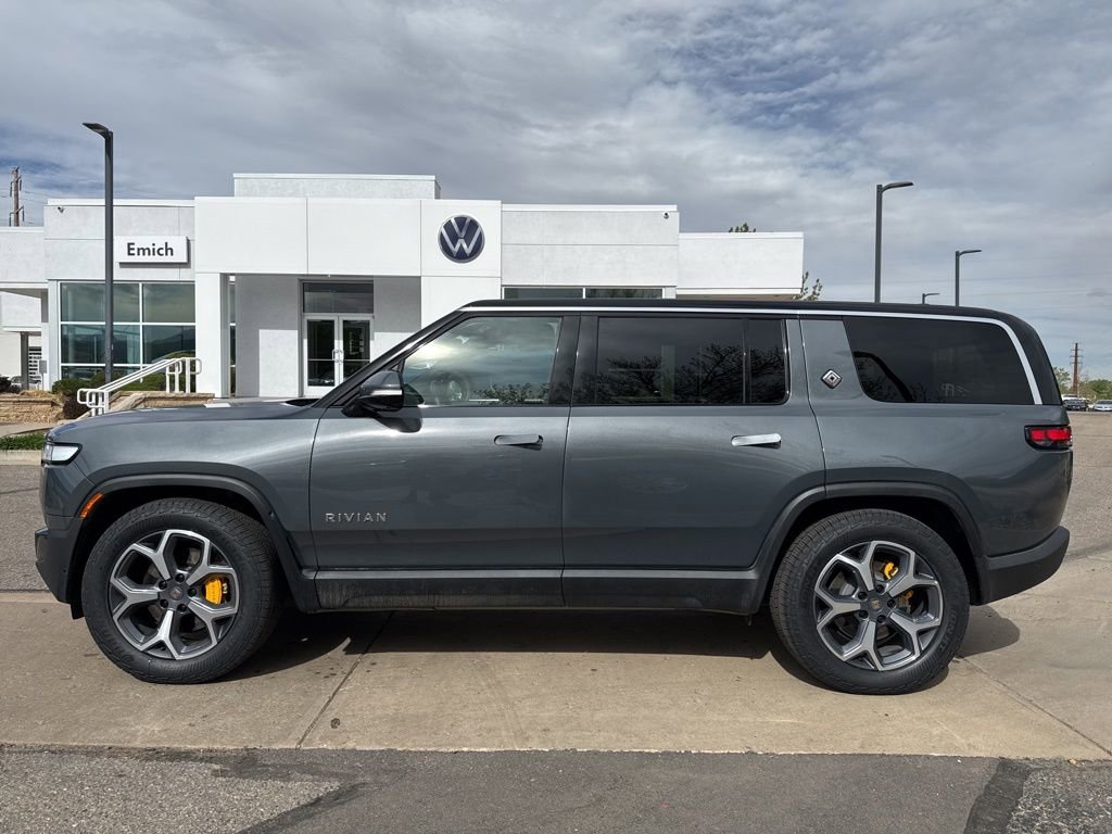 Used 2024 Rivian R1S Adventure AWD/4WD image 2